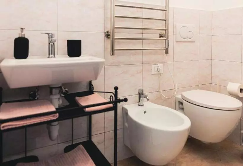 ベッドアンドブレックファースト Affittacamere Simotta