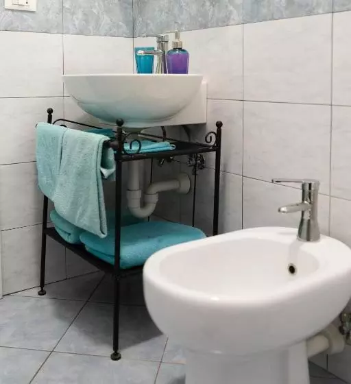 ベッドアンドブレックファースト Affittacamere Simotta