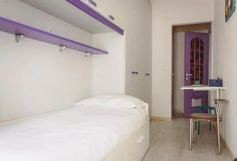 ベッドアンドブレックファースト Affittacamere Simotta