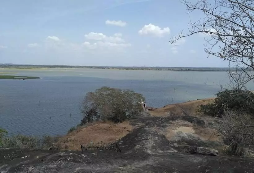 Hotelli Bundala Park View