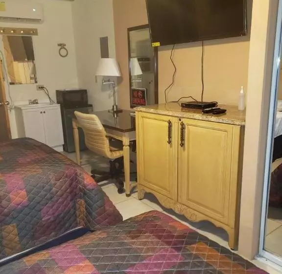 هاستل Georges Royal Inn