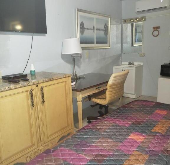 호스텔 Georges Royal Inn