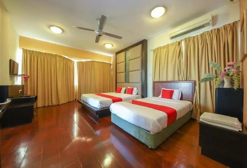 هتل Oyo 993 88 Mario S