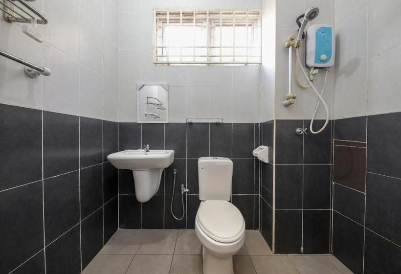 فندق Oyo 993 88 Mario S