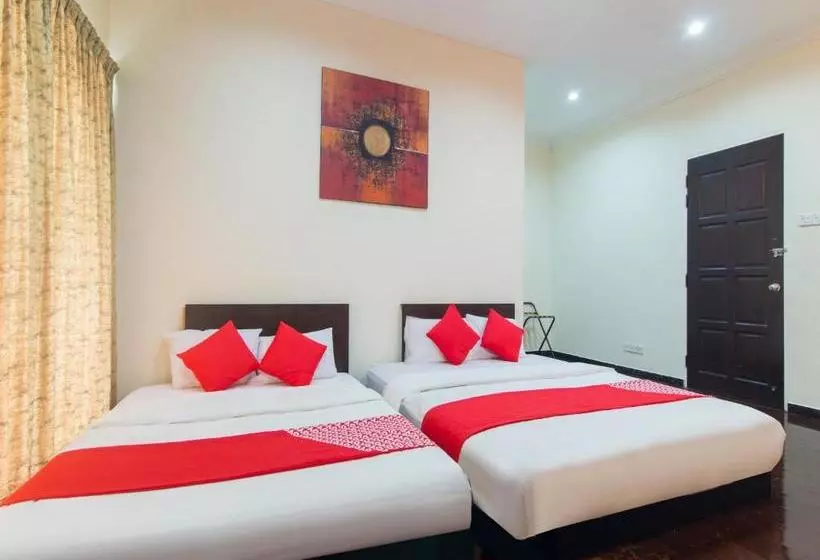 هتل Oyo 993 88 Mario S