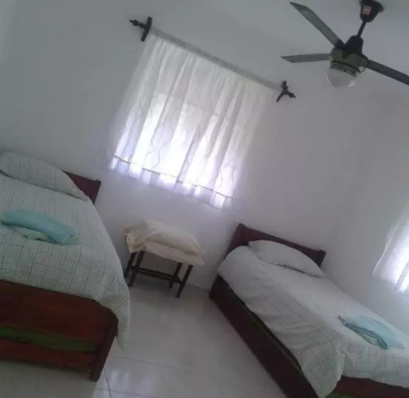 هاستل Posada Dilia Del Alba