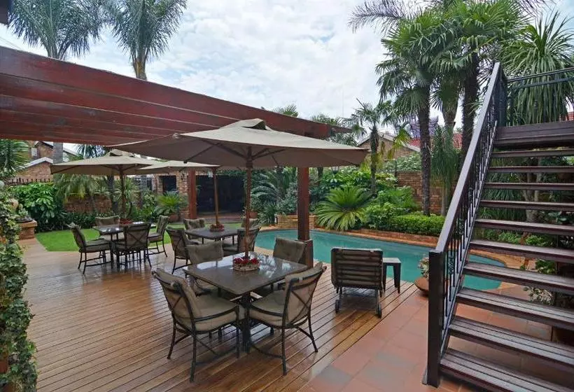 ペンション Africa House Guesthouse