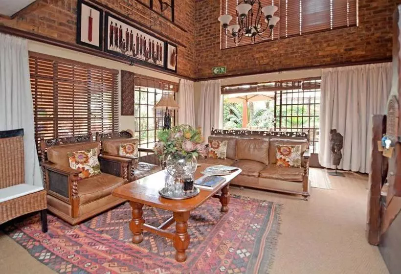 ペンション Africa House Guesthouse