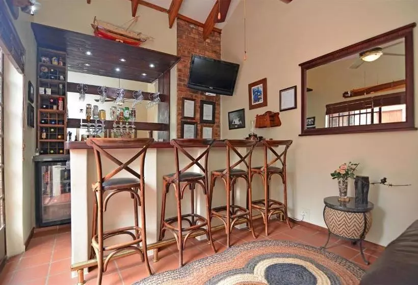 ペンション Africa House Guesthouse