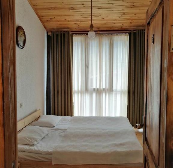 پانسیون Ioska's House