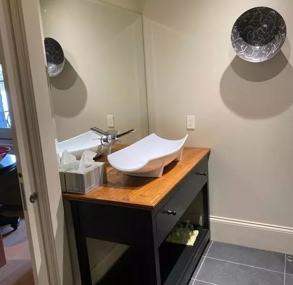 Aamiaismajoitus (B&B) Gîte Et Atelier De L Artiste Peintre Paysagiste Canadien Gordon Harrison