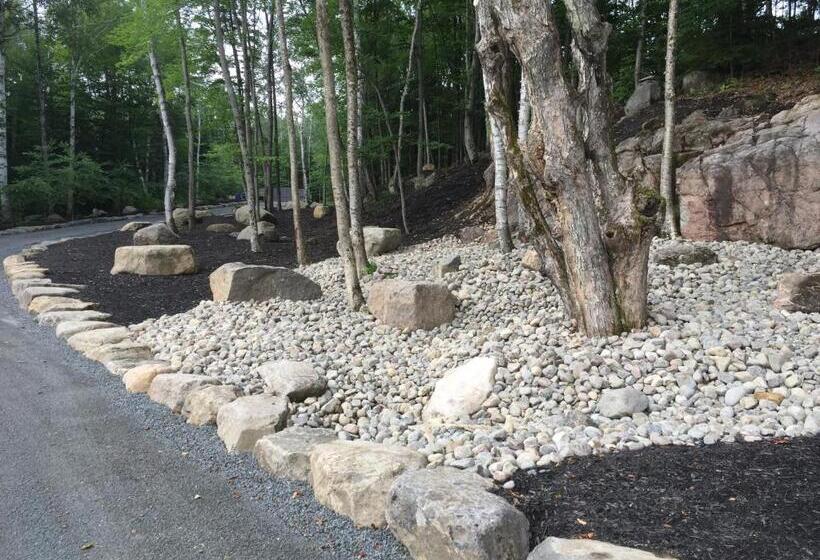 مبيت وإفطار Gîte Et Atelier De L Artiste Peintre Paysagiste Canadien Gordon Harrison