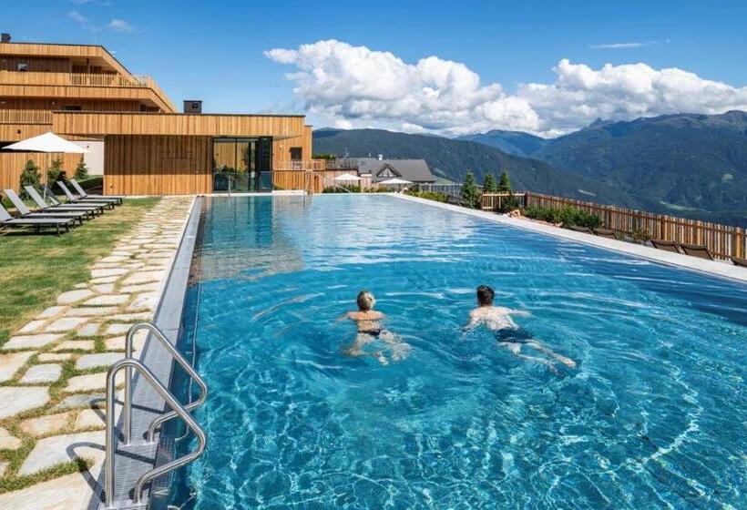 فندق Tratterhof Mountain Sky