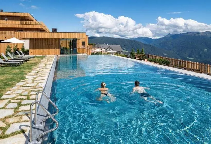 ホテル Tratterhof Mountain Sky