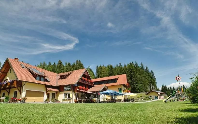 Majatalo Alpengasthaus Gießlhütte