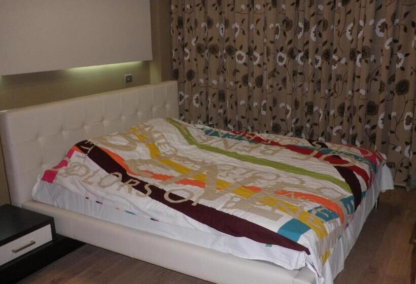 بنسيون Cada View