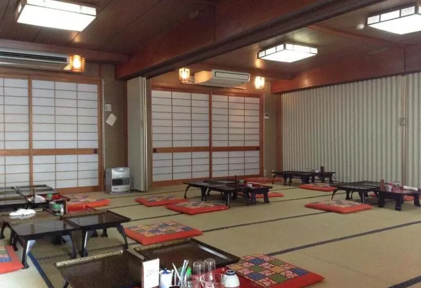 ペンション Chitosekan