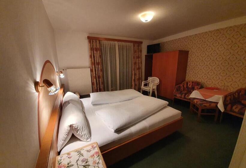 פנסיון Haus Monika Und Haus Claudia