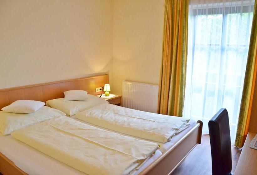 ペンション Hoferbauergut