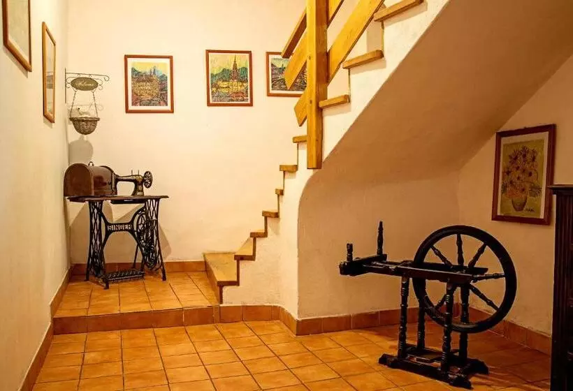 Majatalo Penzión Rozália