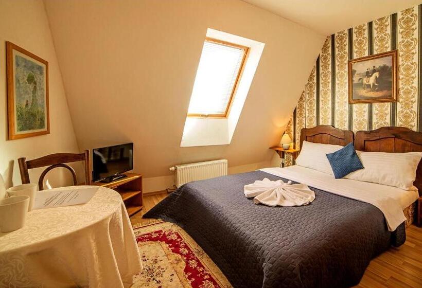 פנסיון Penzión Rozália