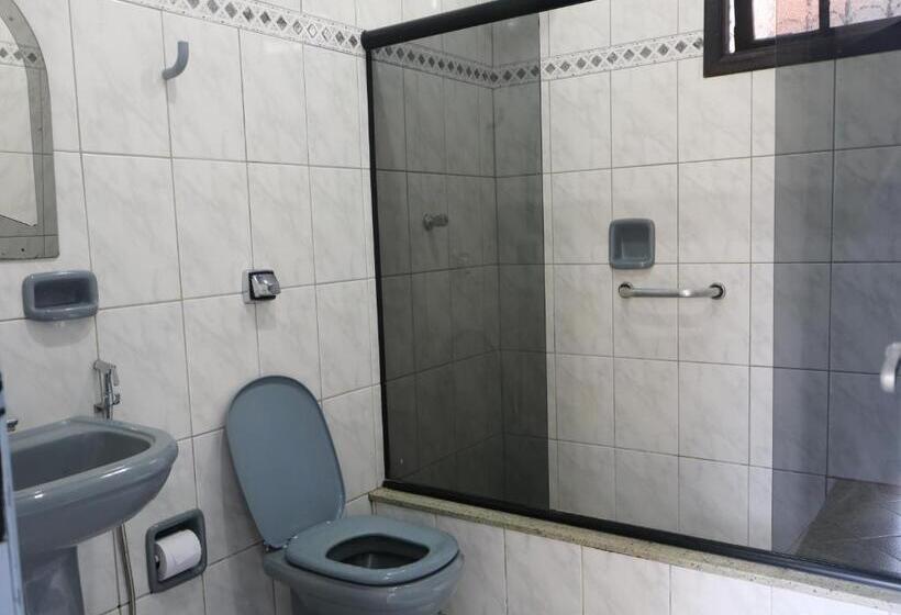 پانسیون Pousada Arco íris