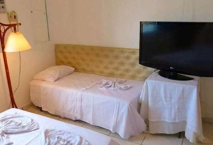 Majatalo Pousada Europa Club