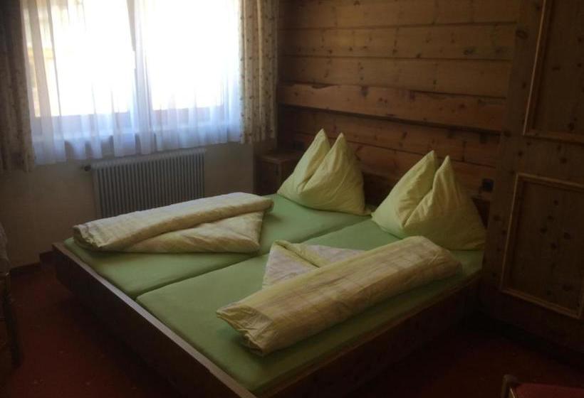 פנסיון Tirolerheim Grüner