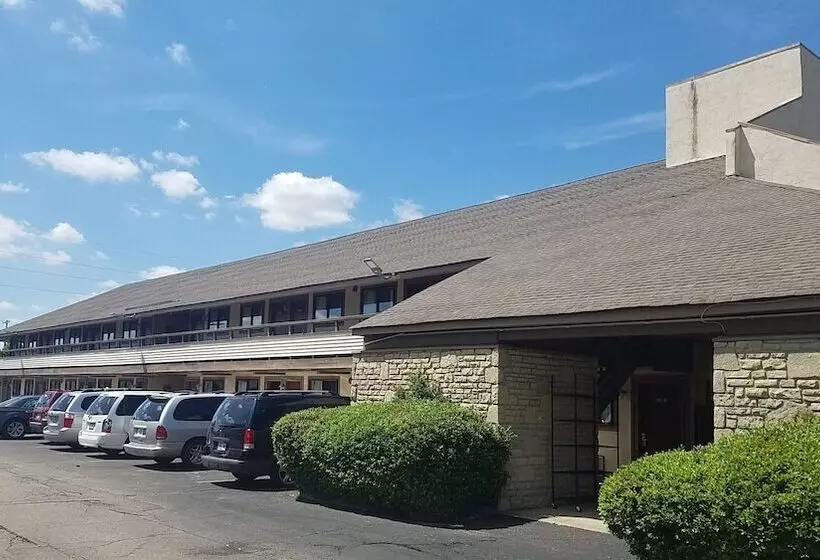 Отель American Value Inn