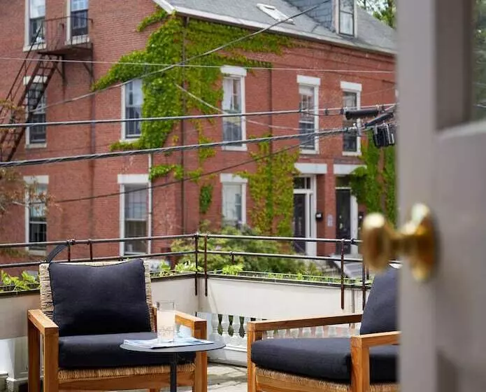 هتل Blind Tiger Portland Danforth Street