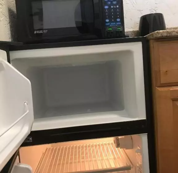 호텔 Channel Islands Inn