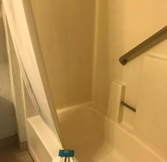 호텔 Channel Islands Inn