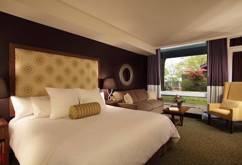 Chauncey Hotel & Conference Center