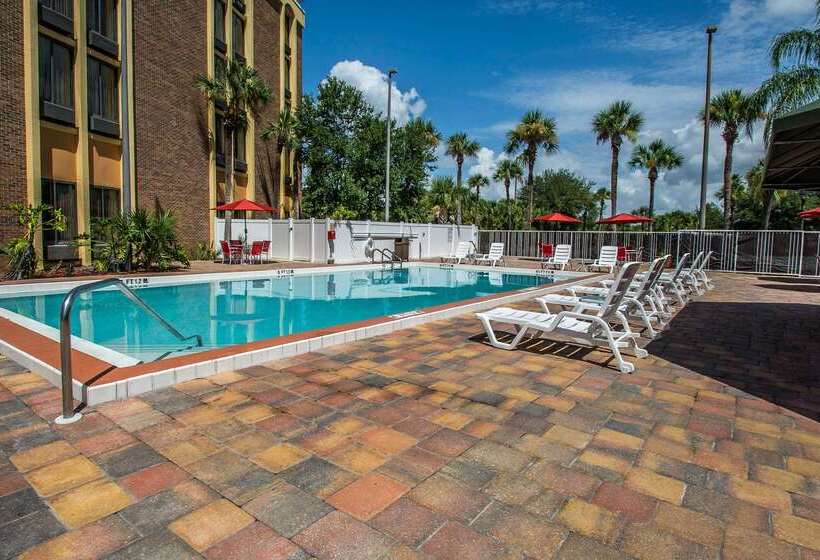 בית מלון כפרי Comfort Inn & Suites Kissimmee By The Parks