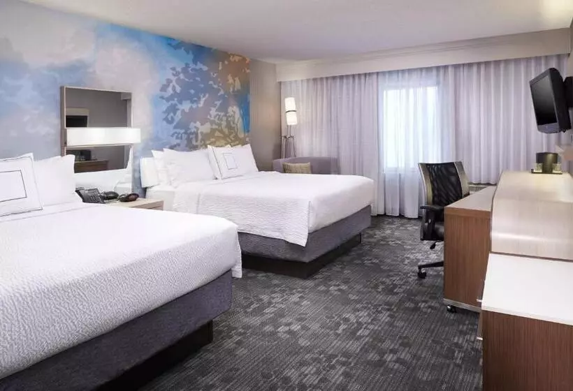 فندق Courtyard Cleveland Independence