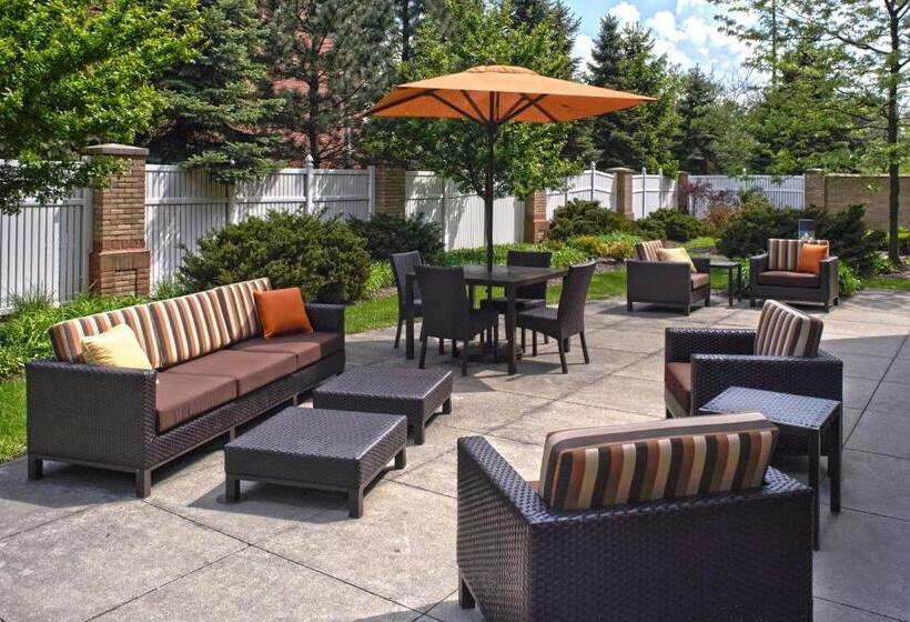 فندق Courtyard Cleveland Independence