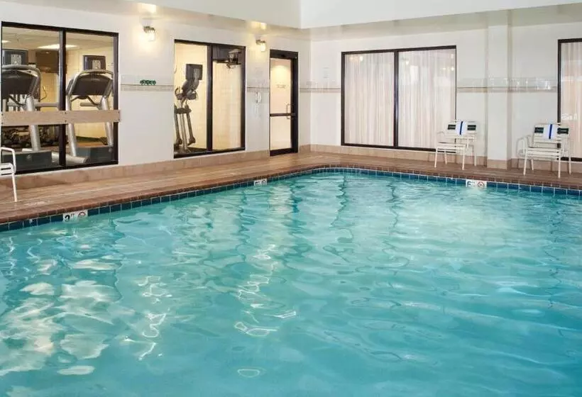 酒店 Courtyard By Marriott Cleveland Westlake