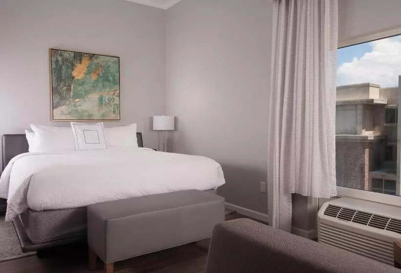 ホテル Courtyard Charleston Waterfront