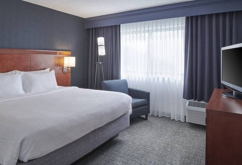 호텔 Courtyard By Marriott Detroit Troy