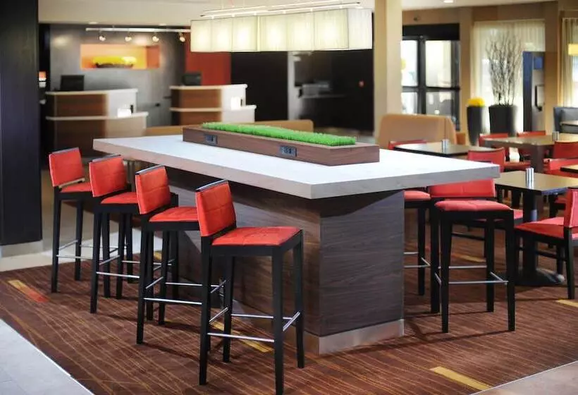 호텔 Courtyard By Marriott Houston Hobby Airport
