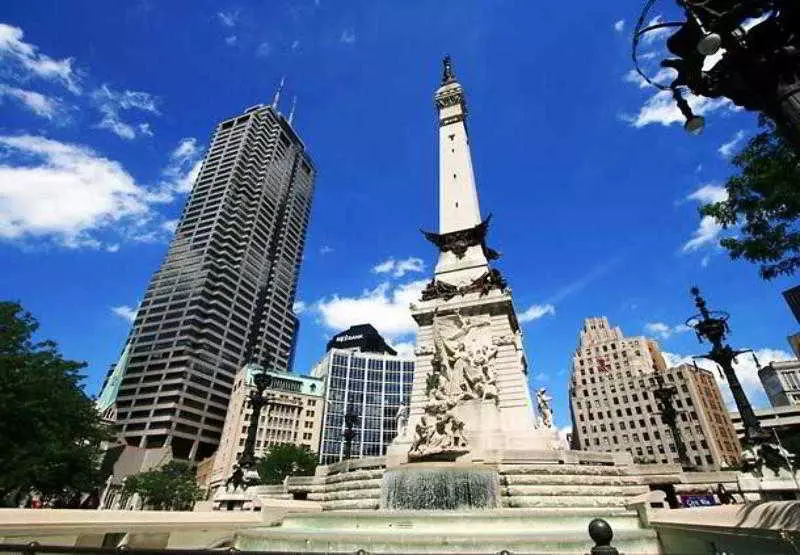 هتل Courtyard By Marriott Indianapolis South