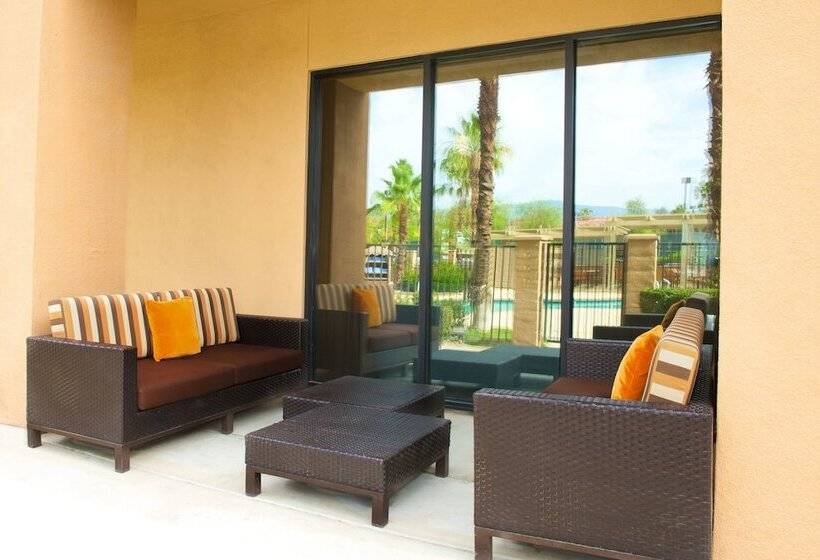 فندق Courtyard Palm Desert