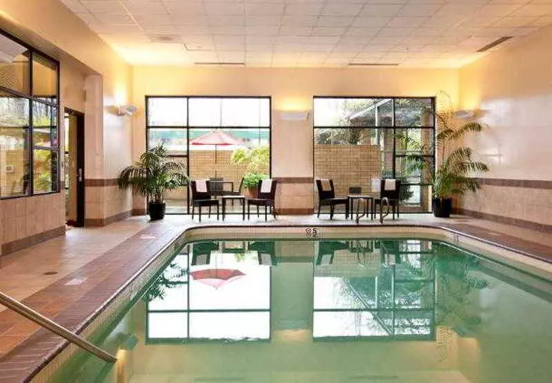 호텔 Courtyard Portland Downtown/convention Center