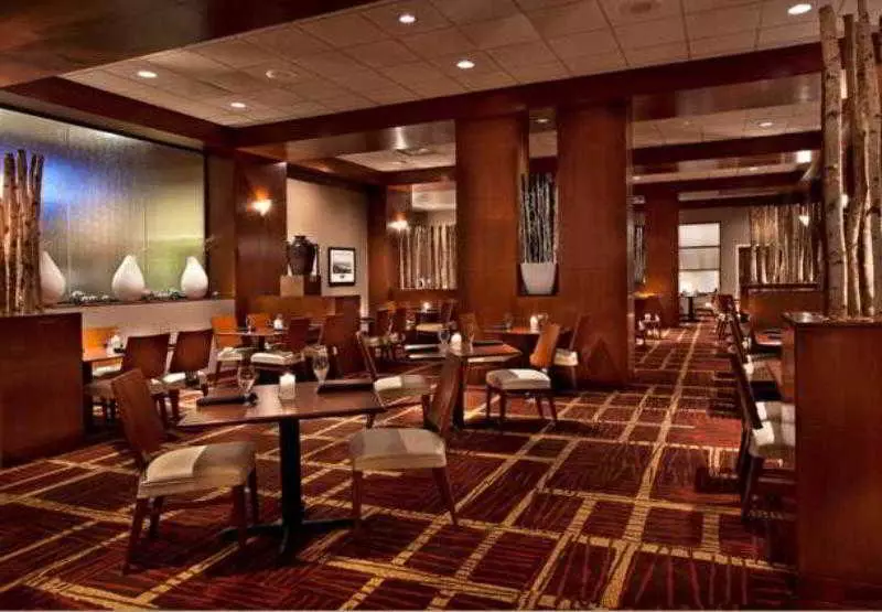 호텔 Courtyard Portland Downtown/convention Center