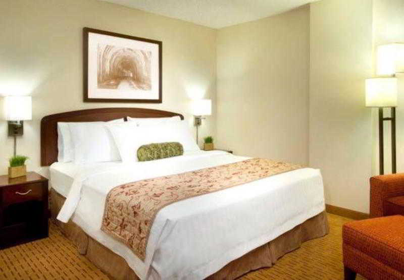 Otel Courtyard Portland Downtown/convention Center