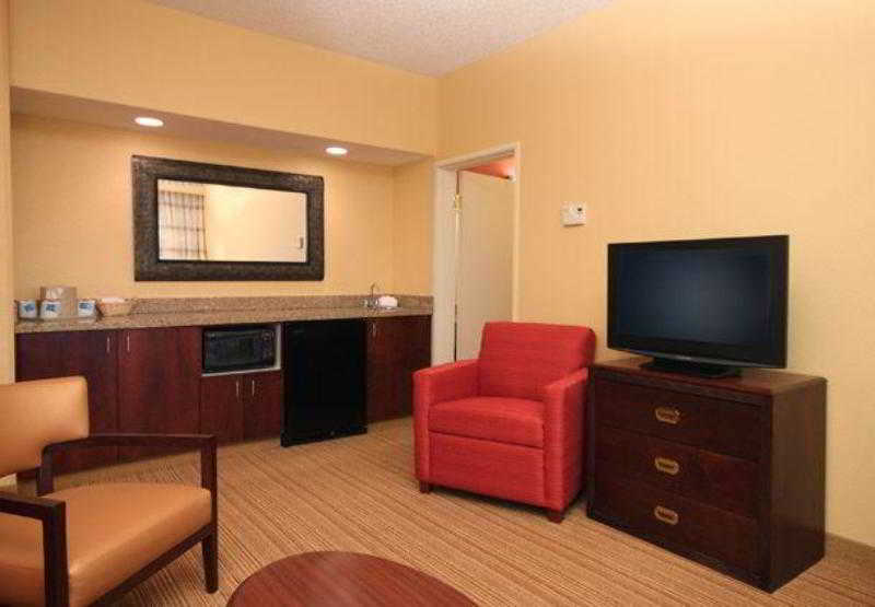 酒店 Courtyard By Marriott Roseville