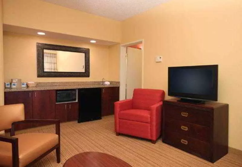 호텔 Courtyard By Marriott Roseville