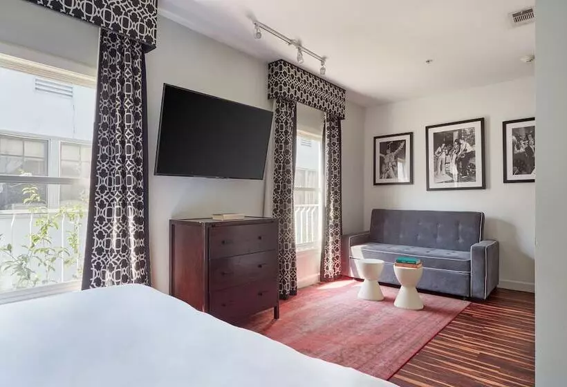 ホテル The Crescent Powered By Sonder