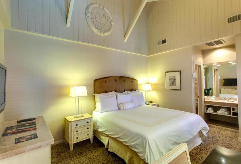 Hotel Dauphine Orleans