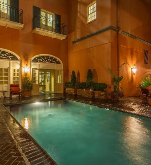Hotel Dauphine Orleans